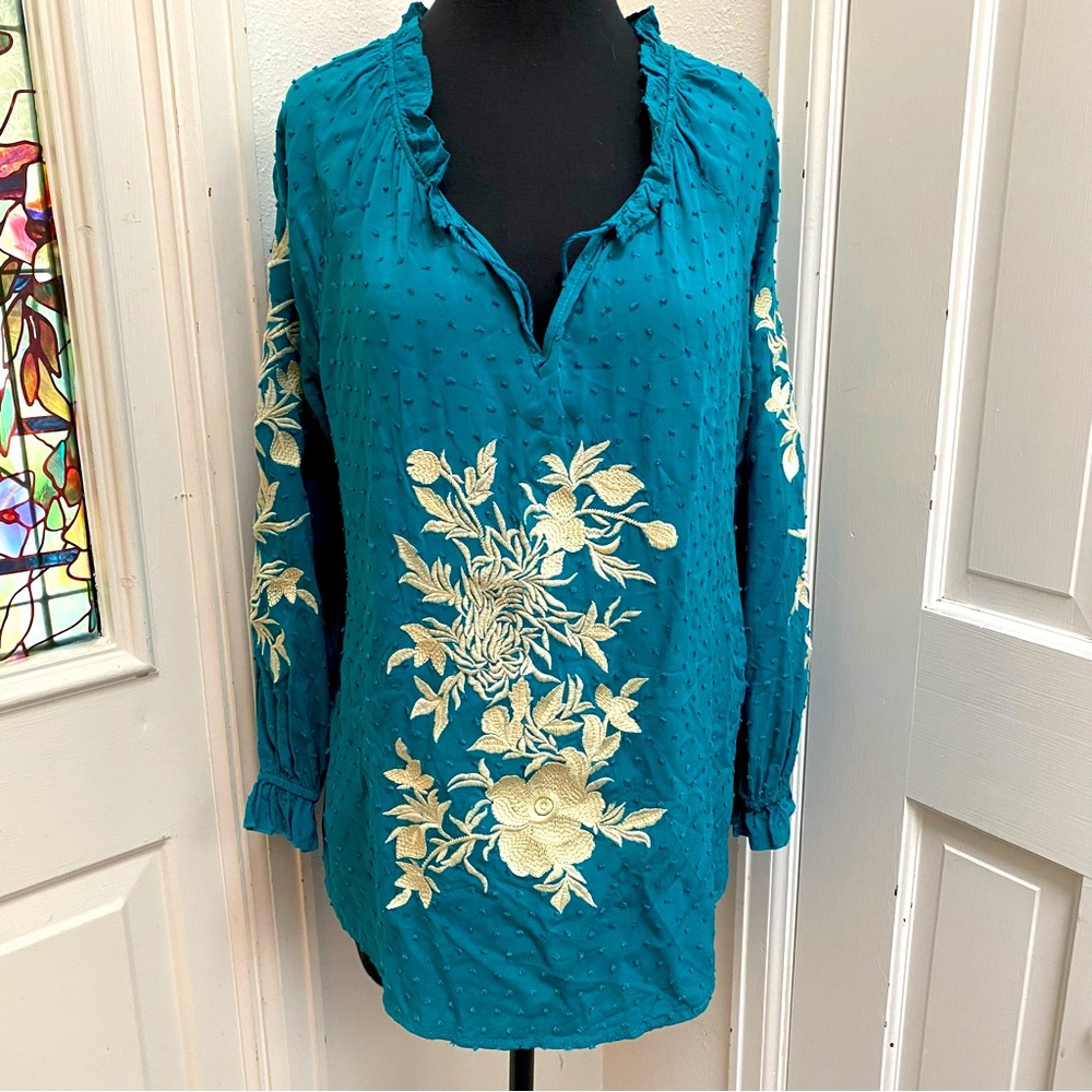 * Beautiful Vintage Embroidered Turquoise Blouson Top